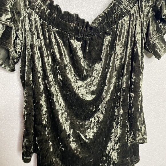 NWT Umgee Green Olive Velvet Off Shoulder Top Blouse Size Large - Picture 11 of 11